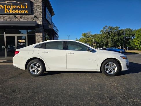 Used 2024 Chevrolet Malibu LT image 8