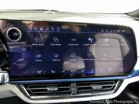 New 2026 Chevrolet Equinox EV LT image 13