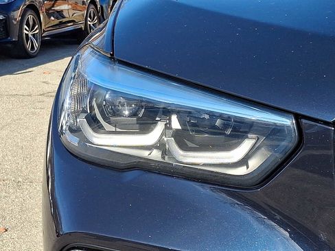 Used 2021 BMW X5 xDrive40i w/ M Sport Package image 9