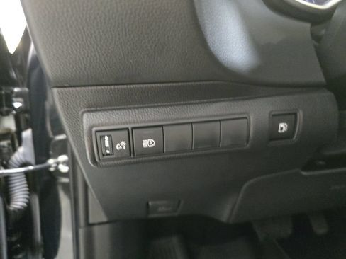 Used 2023 Toyota Corolla XLE FWD image 27