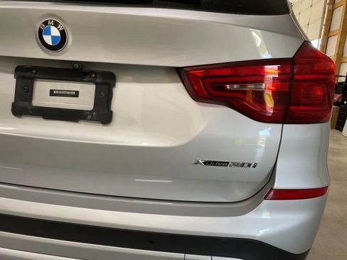 Used 2019 BMW X3 xDrive30i w/ Driving Assistance Package image 9