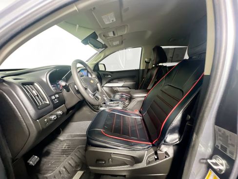 Used 2022 Chevrolet Colorado ZR2 image 14