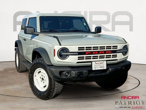 Used 2024 Ford Bronco Heritage Edition AWD/4WD image 1