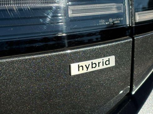 New 2025 Hyundai Sonata Limited image 39