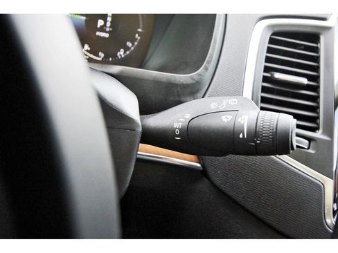 Used 2021 Volvo XC90 T8 Inscription Expression w/ Protection Package Premier image 21