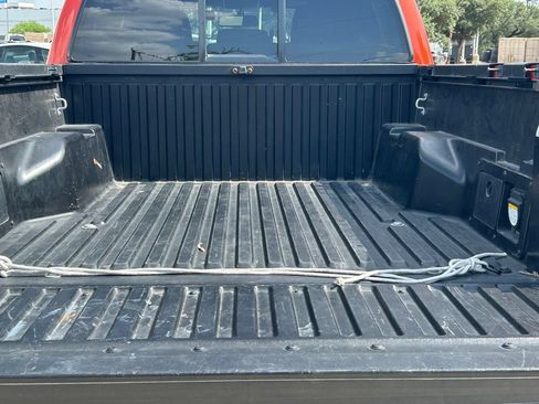 Used 2016 Toyota Tacoma TRD Sport w/ Towing Package AWD/4WD image 14