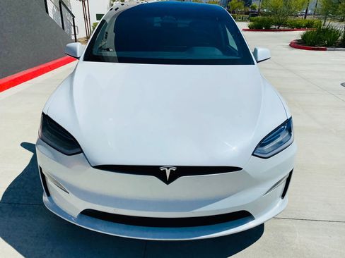 Used 2023 Tesla Model X AWD/4WD image 4