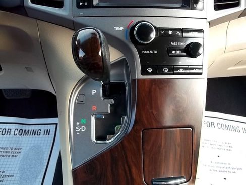 Used 2014 Toyota Venza LE w/ LE Convenience Package AWD/4WD image 27