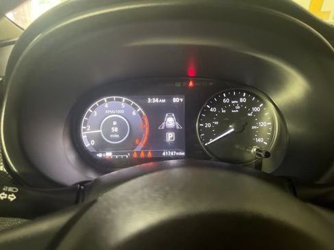 Used 2024 Nissan Kicks SV FWD image 17