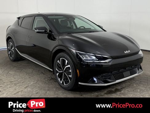 Used 2022 Kia EV6 Wind AWD/4WD image 1