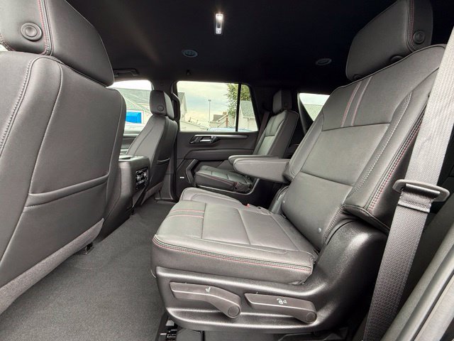 Used 2026 Chevrolet Tahoe RST w/ Comfort Package AWD/4WD image 16