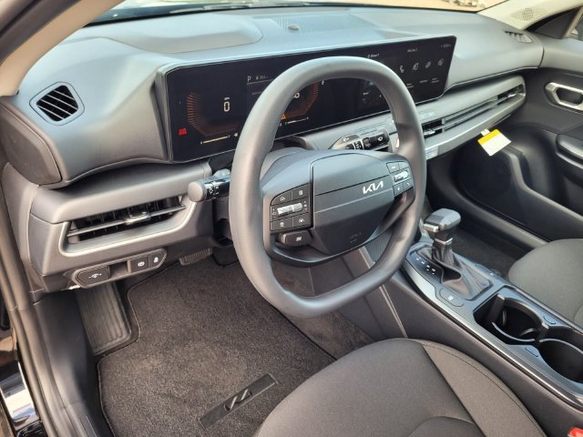 New 2026 Kia K4 FWD image 9