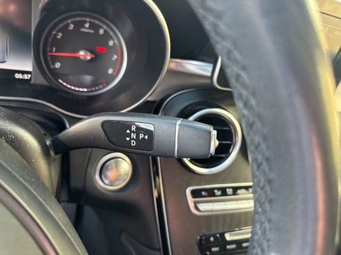 Used 2019 Mercedes-Benz GLC 300 4MATIC image 28