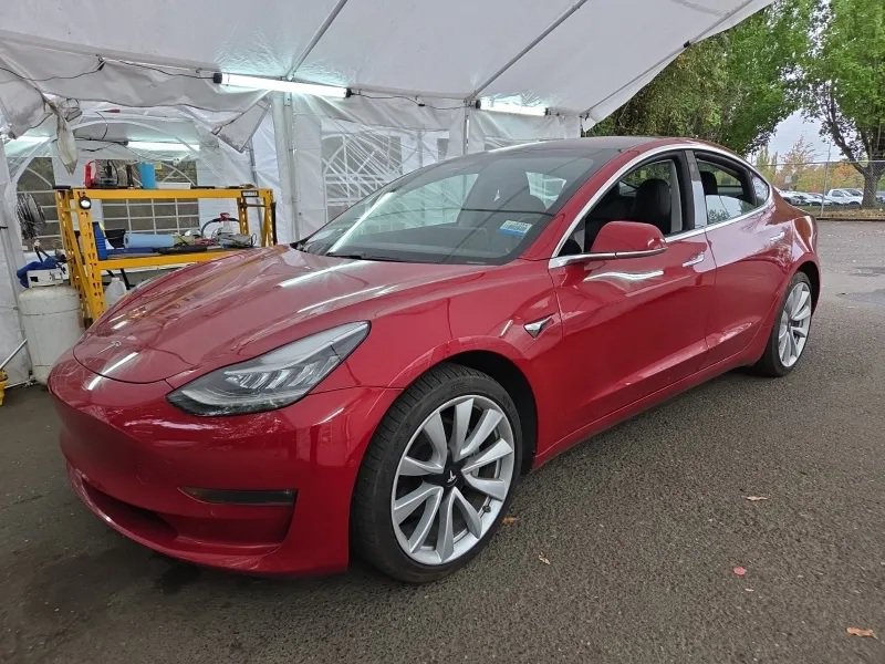 Used 2018 Tesla Model 3 Performance AWD/4WD image 1