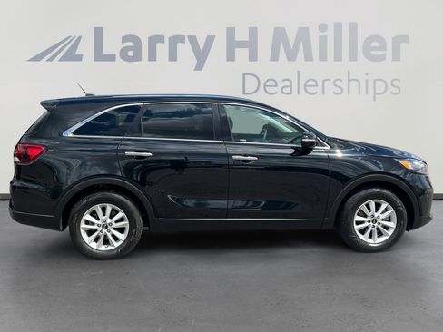 Used 2019 Kia Sorento L FWD image 6