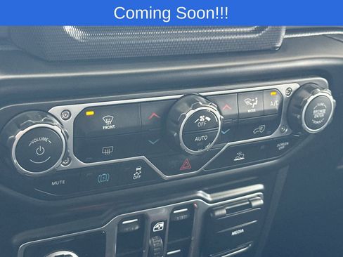 Used 2023 Jeep Wrangler Unlimited w/ Convenience Group image 21