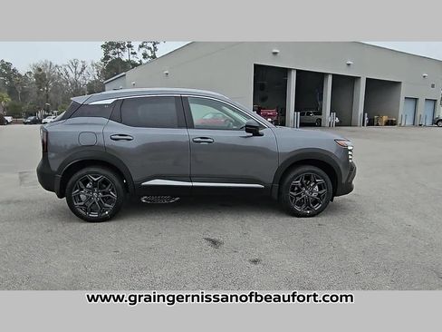 New 2026 Nissan Kicks SR image 34