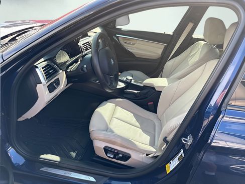 Used 2018 BMW 340i Sedan RWD image 2
