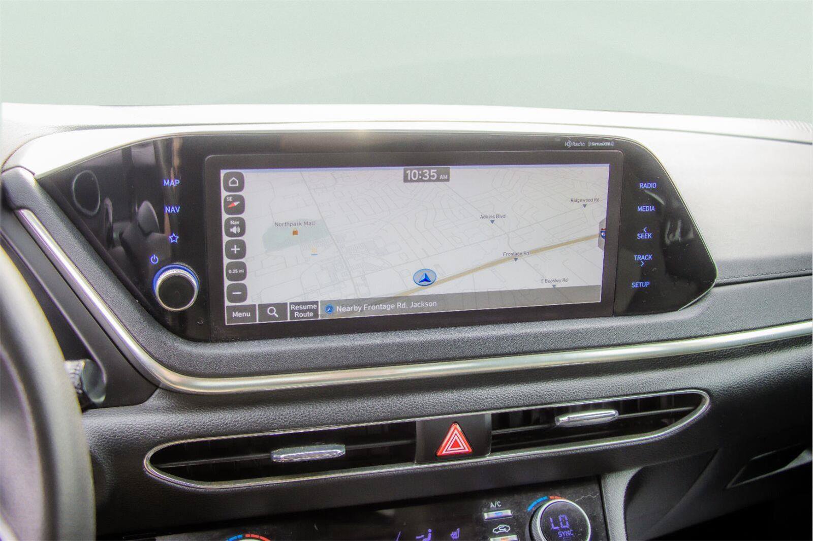 Used 2023 Hyundai Sonata SEL FWD image 13