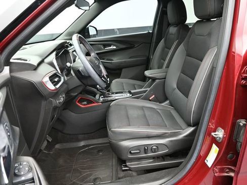 Used 2022 Chevrolet TrailBlazer RS image 39