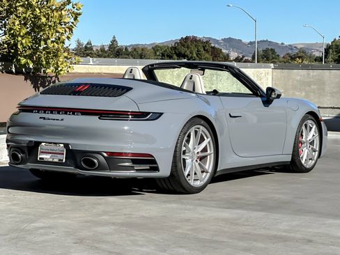 Used 2024 Porsche 911 Carrera S image 8
