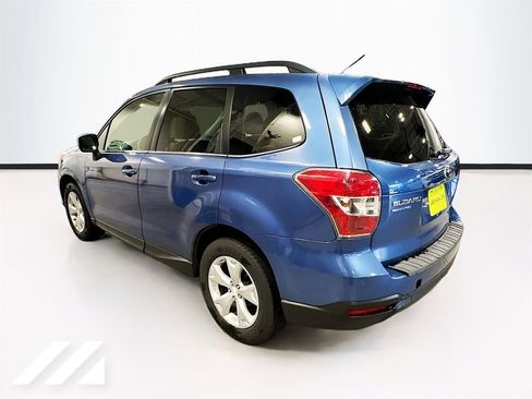 Used 2015 Subaru Forester 2.5i Limited AWD/4WD image 6