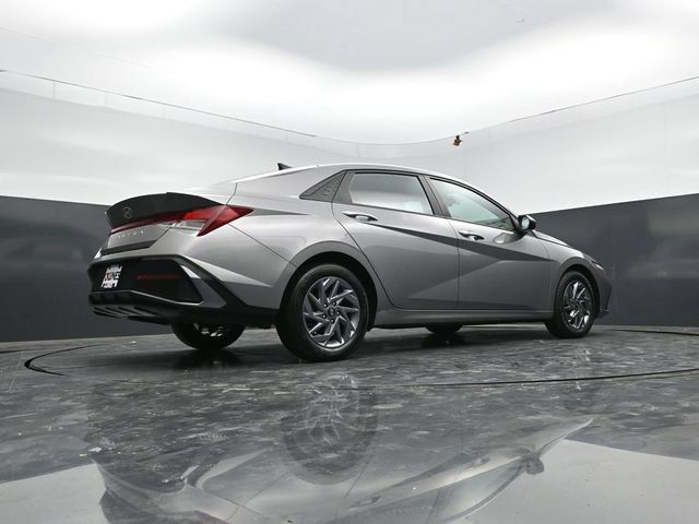 Used 2024 Hyundai Elantra SEL FWD image 63