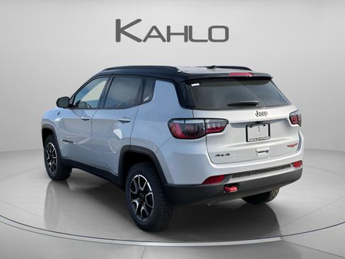 New 2026 Jeep Compass Trailhawk AWD/4WD image 2
