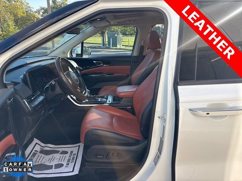Used 2024 Kia Carnival SX Prestige image 19