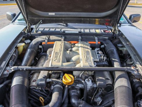 Used 1989 Porsche 928 S4 image 17