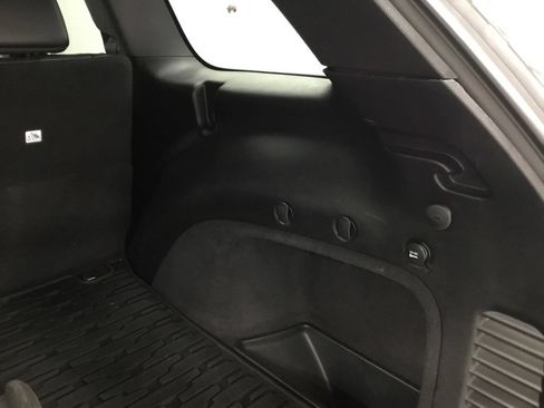 Used 2020 Jeep Grand Cherokee Altitude AWD/4WD image 37