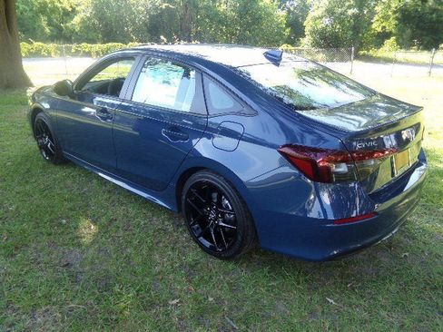 New 2025 Honda Civic FWD Hybrid Sedan image 4
