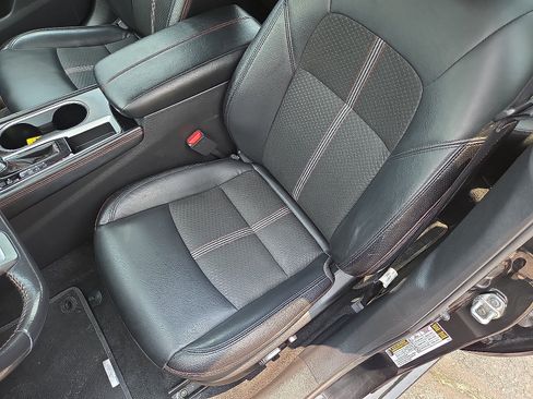 Used 2024 Nissan Altima 2.5 SR FWD image 9