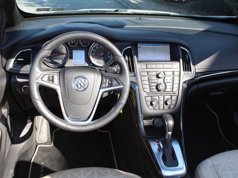 Used 2017 Buick Cascada Premium image 20