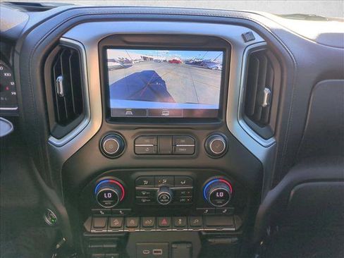 Used 2021 Chevrolet Silverado 1500 LT Trail Boss w/ Convenience Package II image 14