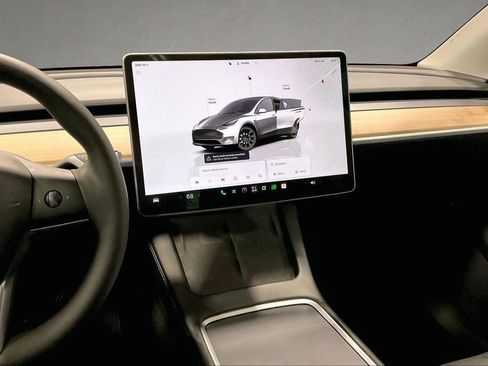 Used 2023 Tesla Model Y Long Range AWD/4WD image 9