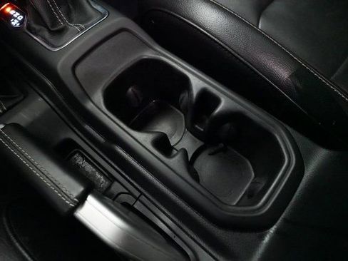 Used 2021 Jeep Wrangler Unlimited Sahara w/ Cold Weather Group image 16