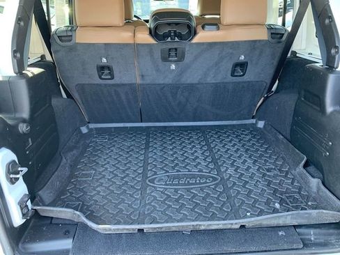 Used 2021 Jeep Wrangler Unlimited Rubicon w/ Dual Top Group image 6