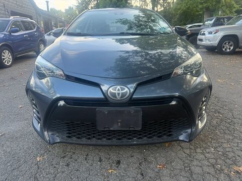 Used 2018 Toyota Corolla SE w/ Body Protection Package FWD image 2