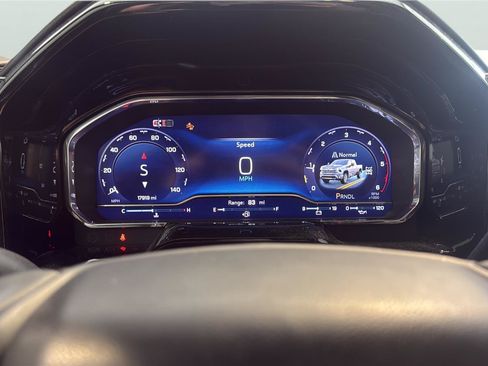 Used 2024 Chevrolet Silverado 2500 High Country w/ High Country Premium Package AWD/4WD image 14