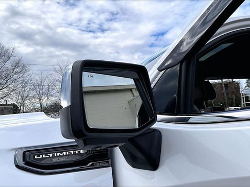 Used 2023 GMC Sierra 1500 Denali Ultimate image 29