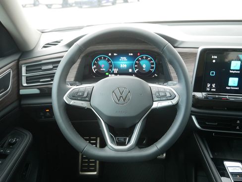 New 2026 Volkswagen Atlas SEL Premium R-Line AWD/4WD image 11