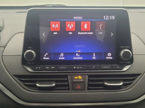 Used 2022 Nissan Altima 2.5 SV w/ SV Premium Package FWD image 25