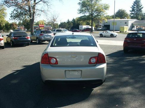 Used 2011 Chevrolet Malibu LS image 3