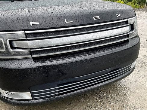 Used 2019 Ford Flex Limited image 28