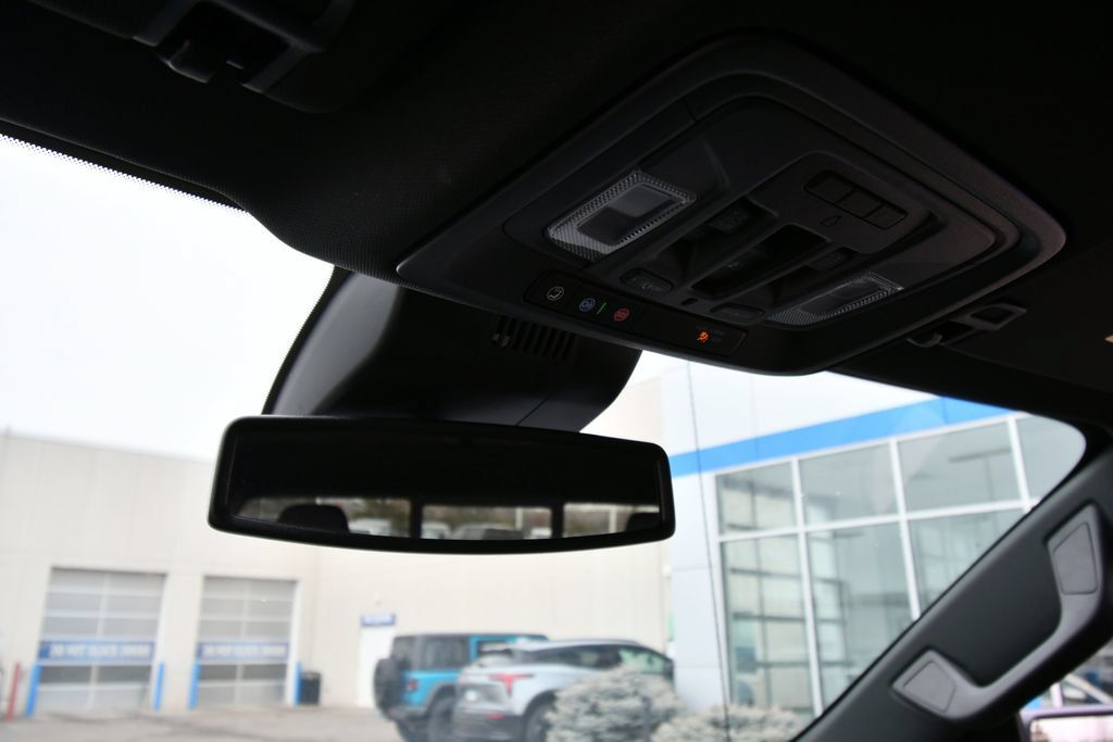Used 2024 GMC Sierra 1500 AT4 w/ AT4 Preferred Package AWD/4WD image 30