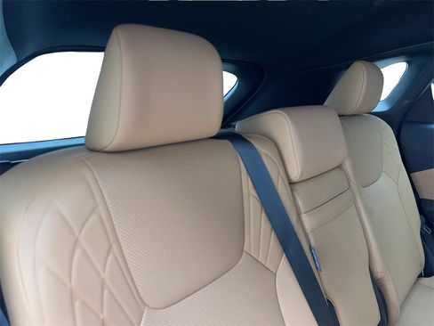 Used 2024 Lexus RX 350 Premium image 40