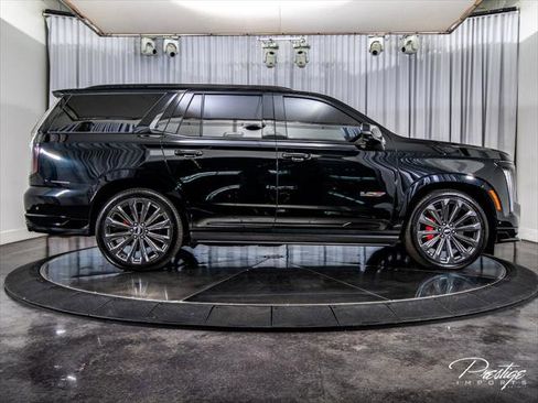 Used 2025 Cadillac Escalade V w/ LPO, Floor Liner Package AWD/4WD image 26