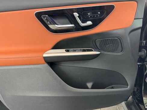 Certified 2025 Mercedes-Benz GLC 300 GLC 300 image 15