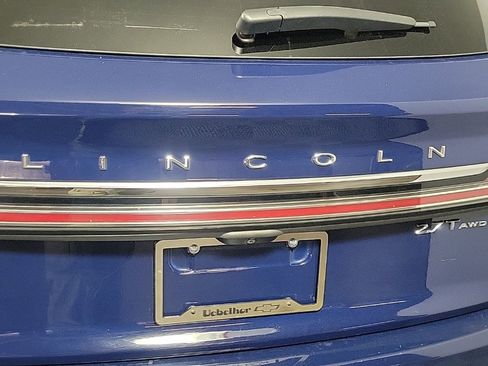 Used 2019 Lincoln Nautilus Reserve image 7